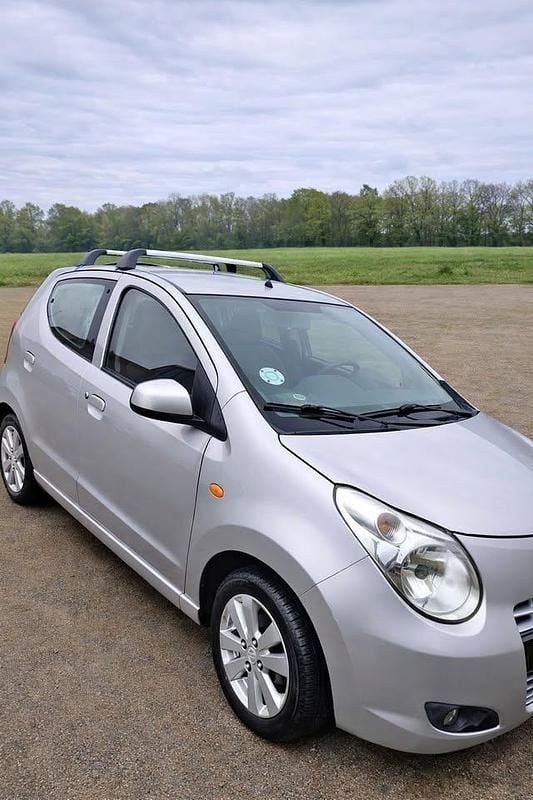 Brugt Suzuki Alto 68 HK (50 kW) 2012 Grå Hatchback