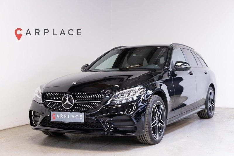 Sort Brugt 2020 Mercedes C300e AMG line Stationcar | 364.900 kr. - Billede 1/4