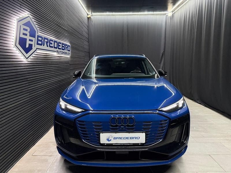 Brugt Audi Q6 e-tron 285 kW (388 HK) 2024 Blå SUV