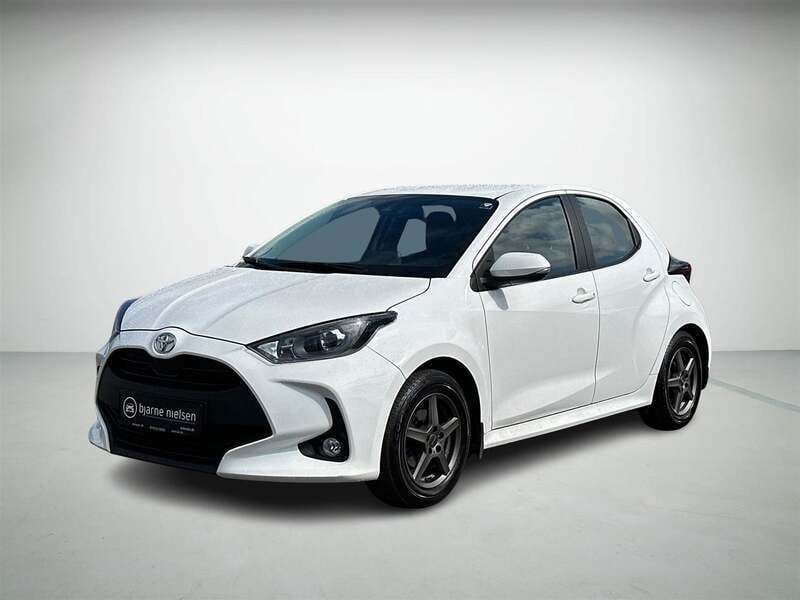 Hvid Brugt 2022 Toyota Yaris Active Hatchback | 143.500 kr. (God pris) - Billede 1/4