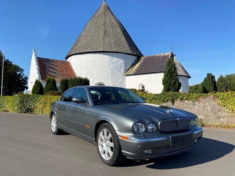 Grå Brugt 2003 Jaguar XJ8 Sedan | 149.900 kr. - Billede 1/4