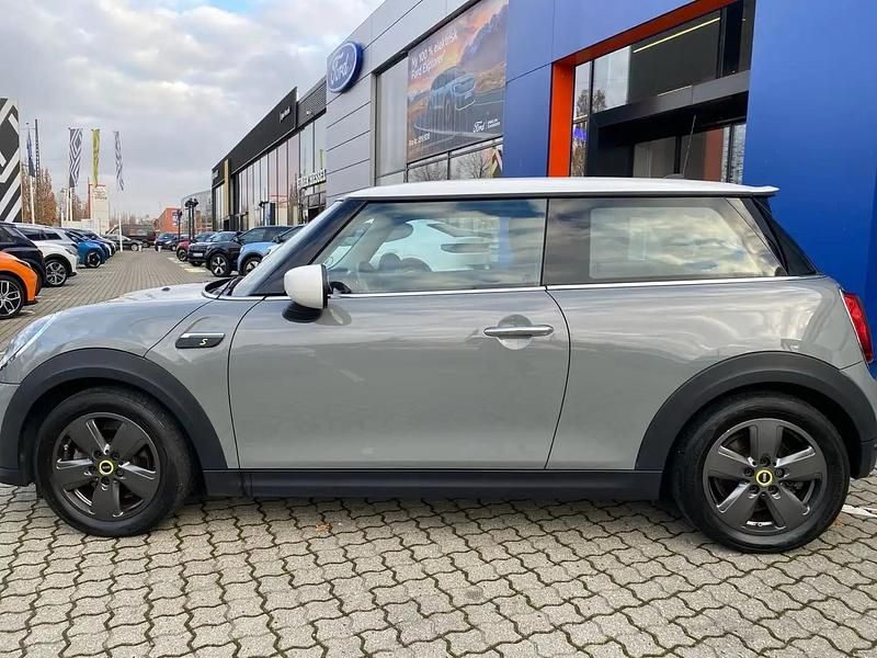 Grå Brugt 2021 Mini Cooper Essential Hatchback | 135.100 kr. (Fair pris) - Billede 1/2
