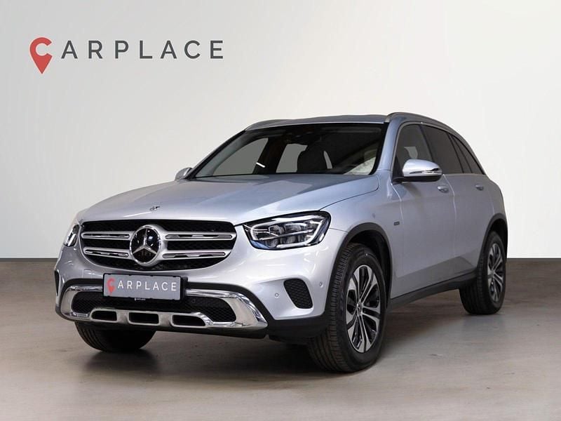 Sølvmetal Brugt 2021 Mercedes GLC300e SUV | 499.900 kr. (Fair pris) - Billede 1/4