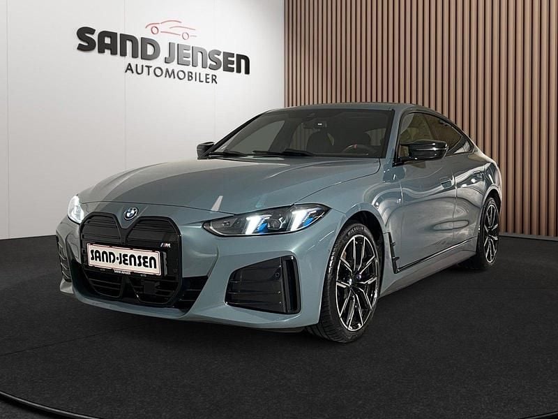 Grønmetal Brugt 2025 BMW i4 M Sport Sedan | 499.900 kr. (Fair pris) - Billede 1/4
