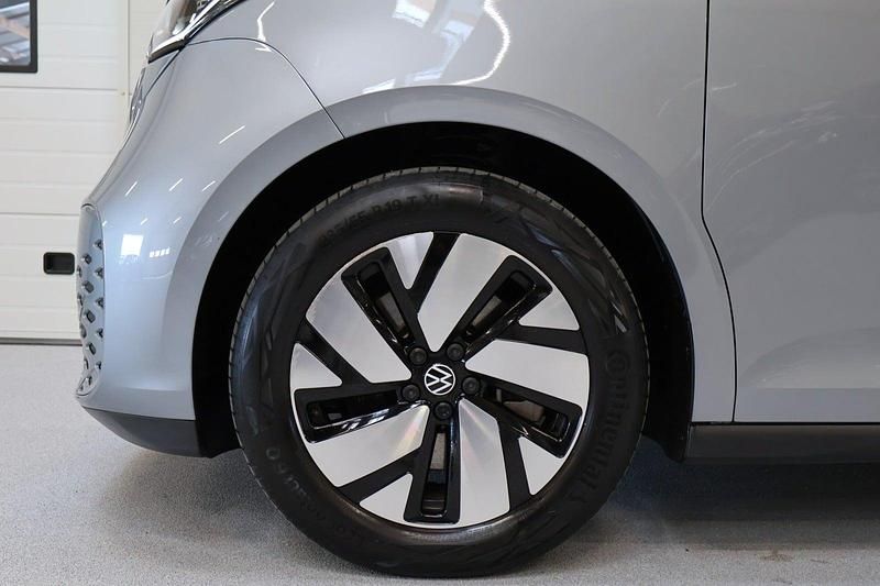 Brugt VW ID. Buzz Pro 150 kW (204 HK) 2023 Sølvmetal MPV