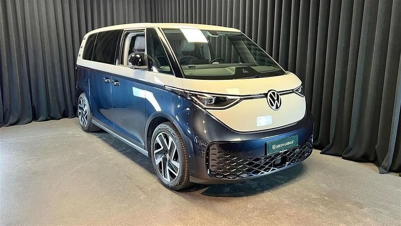 Candy white / blå Brugt 2023 VW ID. Buzz Pro Van | 374.900 kr. (Fair pris) - Billede 1/1