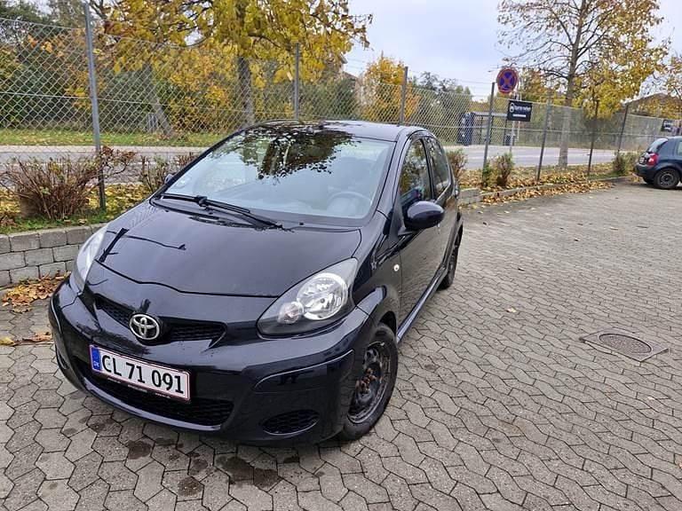 Brugt Toyota Aygo 68 HK (50 kW) 2009 Hatchback