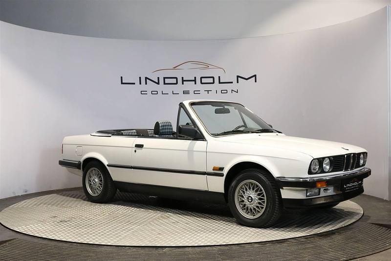 Hvid Brugt 1989 BMW 320 Cabriolet | 249.900 kr. - Billede 1/4