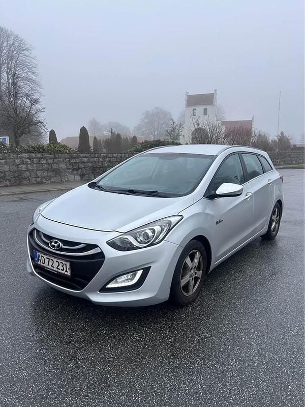 Brugt Hyundai i30 110 HK (80 kW) 2012 Grå Stationcar