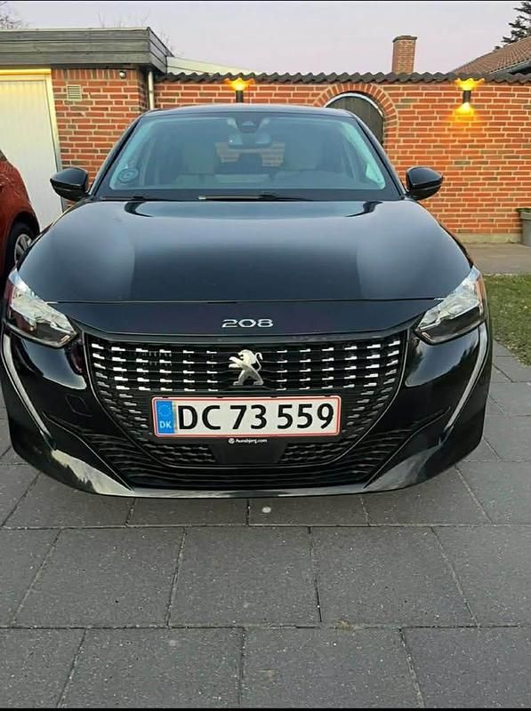 Brugt Peugeot 208 Allure Sky 100 HK (73 kW) 2020 Sort Hatchback
