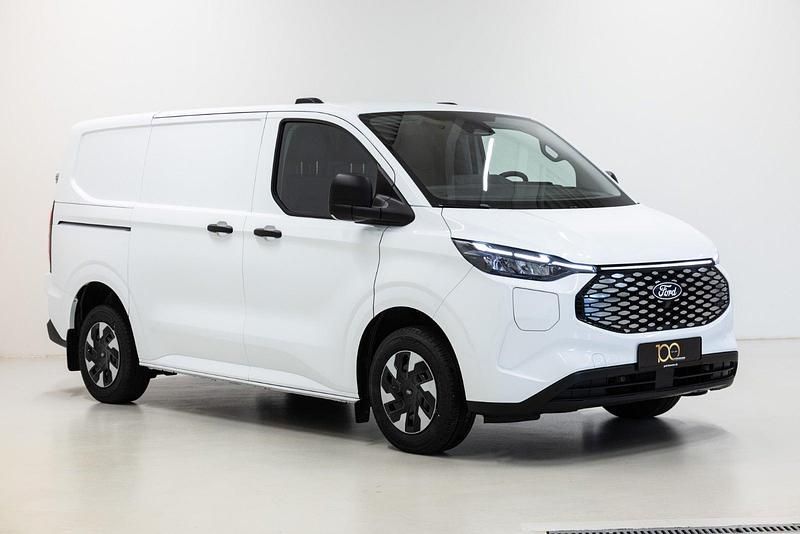 Ny Ford E-Transit Trend 100 kW (136 HK) 2026 Farve: hvid Van