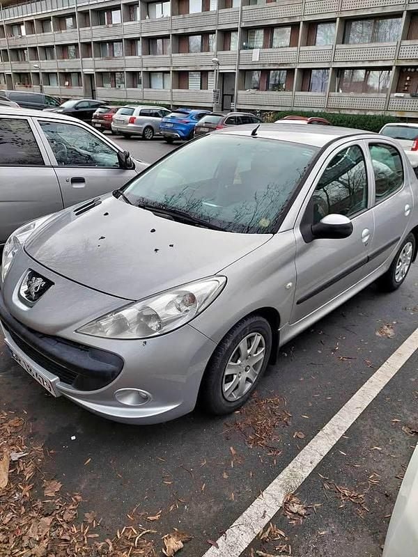 Brugt 2010 Peugeot 206+ Hatchback | 15.500 kr. (God pris) - Billede 1/4