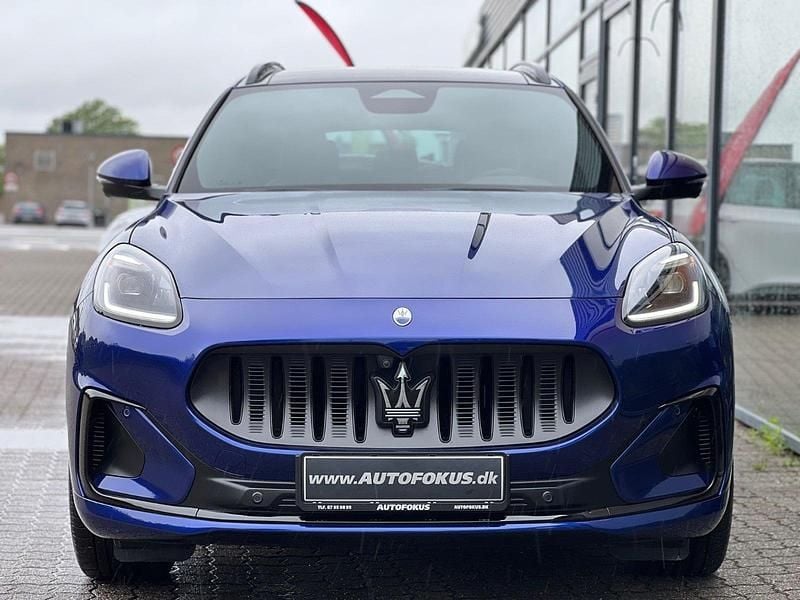 Ny Maserati Grecale Folgore 409 kW (557 HK) 2025 Blåmetal SUV