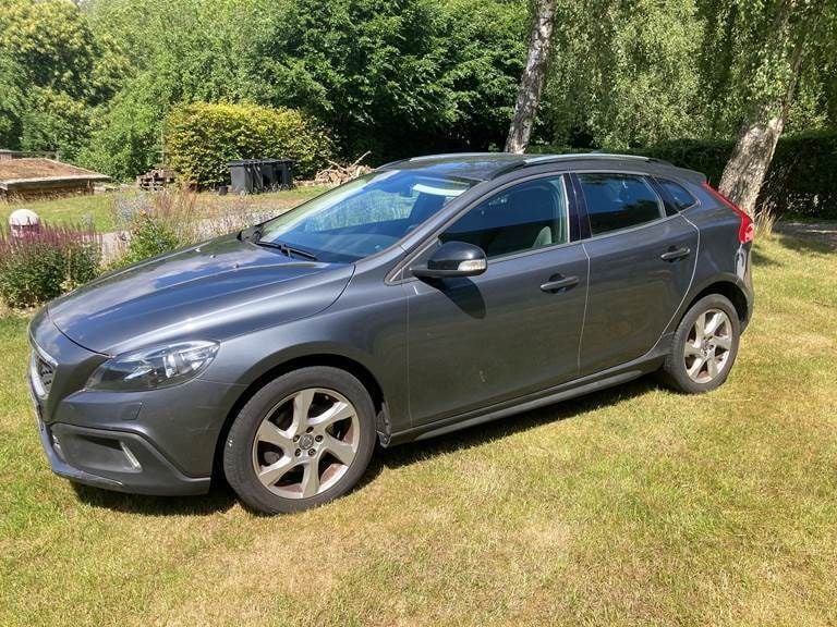Brugt 2013 Volvo V40 Stationcar | 125.000 kr. (Lidt for dyr) - Billede 1/3