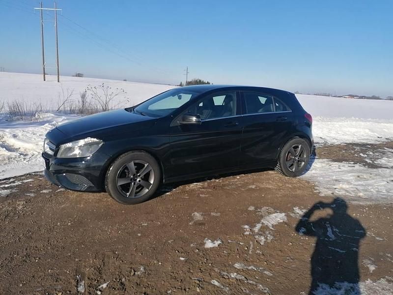 Brugt Mercedes A180 109 HK (80 kW) 2013 Sort Hatchback