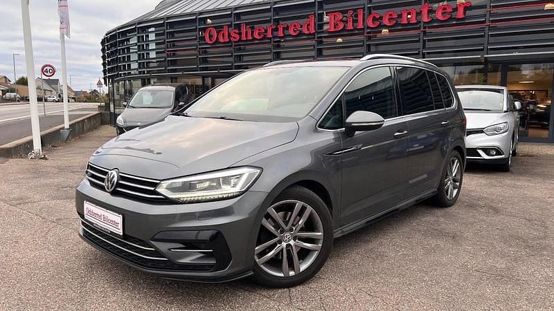 Gråmetal Brugt 2018 VW Touran R-line MPV | 214.850 kr. (Fair pris) - Billede 1/4