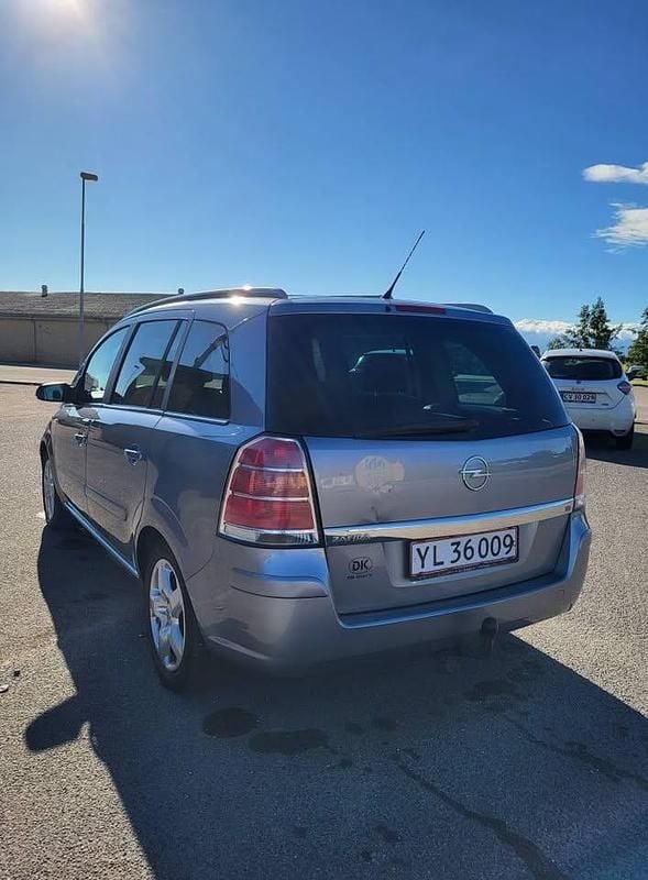Brugt Opel Zafira 140 HK (102 kW) 2007 MPV