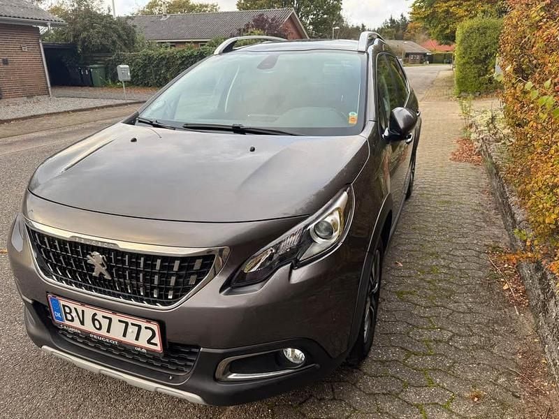 Grå Brugt 2018 Peugeot 2008 SUV | 97.000 kr. (God pris) - Billede 1/4