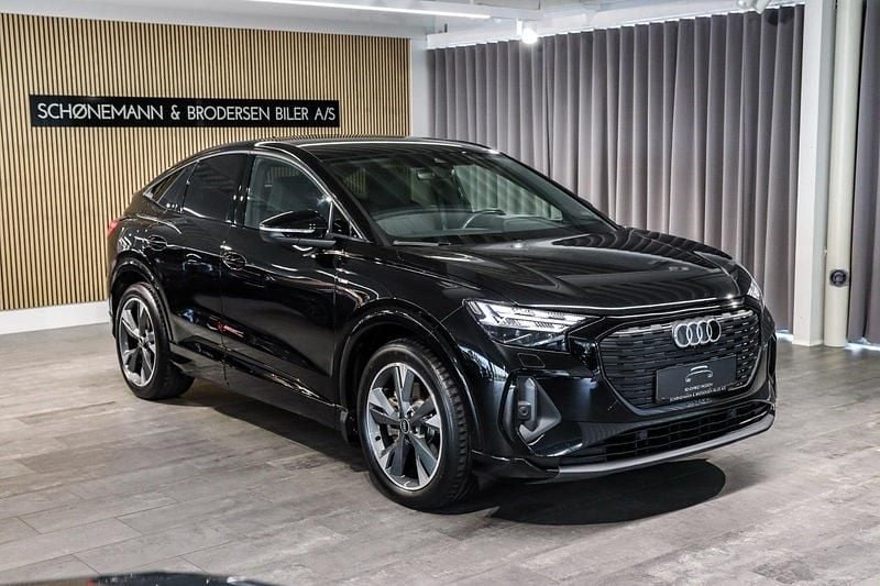 Sortmetal Brugt 2023 Audi Q4 Sportback e-tron S-Line SUV | 379.900 kr. (Lidt for dyr) - Billede 1/4