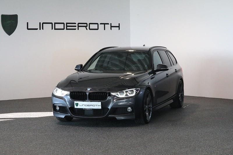 Gråmetal Brugt 2016 BMW 340 M Sport Stationcar | 300.000 kr. - Billede 1/4
