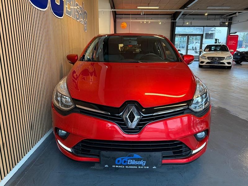 Brugt Renault Clio IV Zen 90 HK (66 kW) 2018 Rødmetal Hatchback