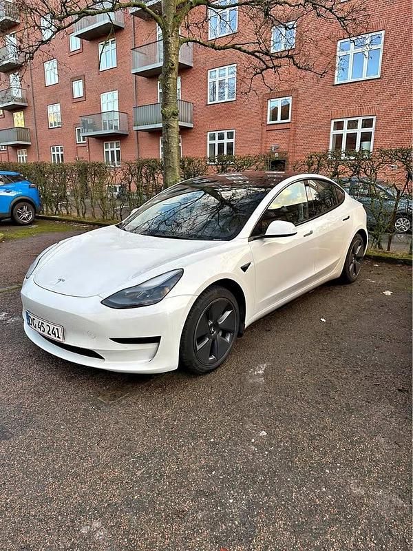 Brugt Tesla Model 3 Standard Range Plus 239 kW (325 HK) 2021 Sedan