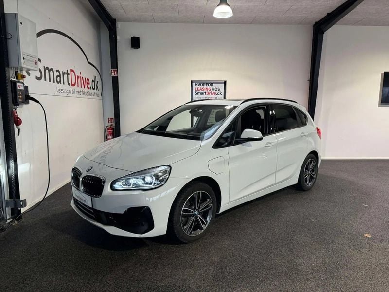 Hvidmetal Brugt 2019 BMW 225 Active Tourer iPerformance MPV | 182.900 kr. (Fair pris) - Billede 1/4