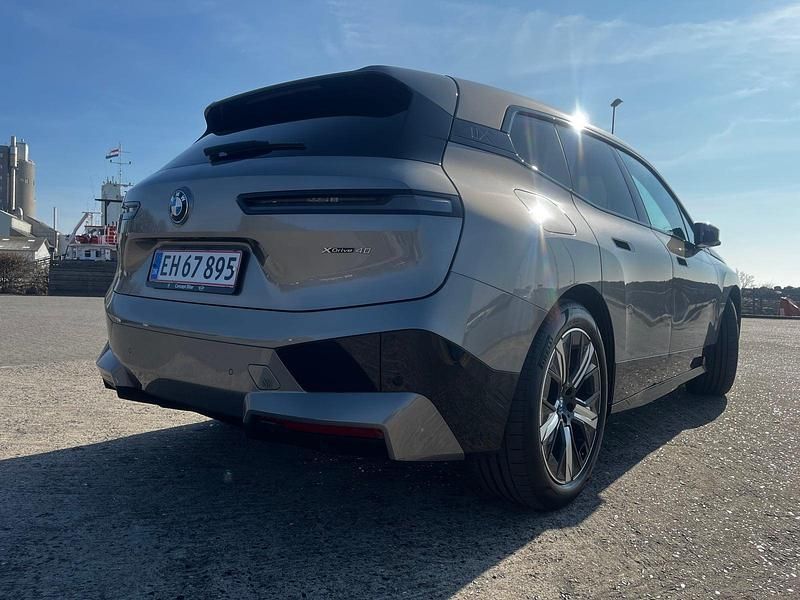 Brugt BMW iX 239 kW (326 HK) 2023 Gråmetal SUV