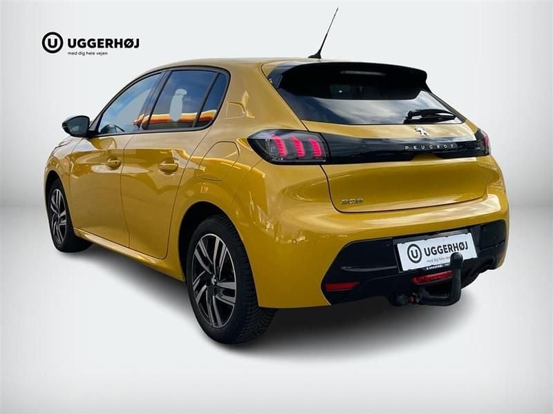 Brugt Peugeot 208 Allure 100 HK (73 kW) 2023 Gul Hatchback