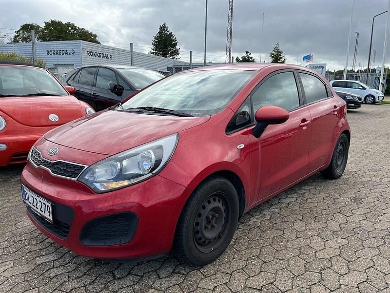 Rødmetal Brugt 2012 Kia Rio Active Hatchback | 15.000 kr. (Fair pris) - Billede 1/4