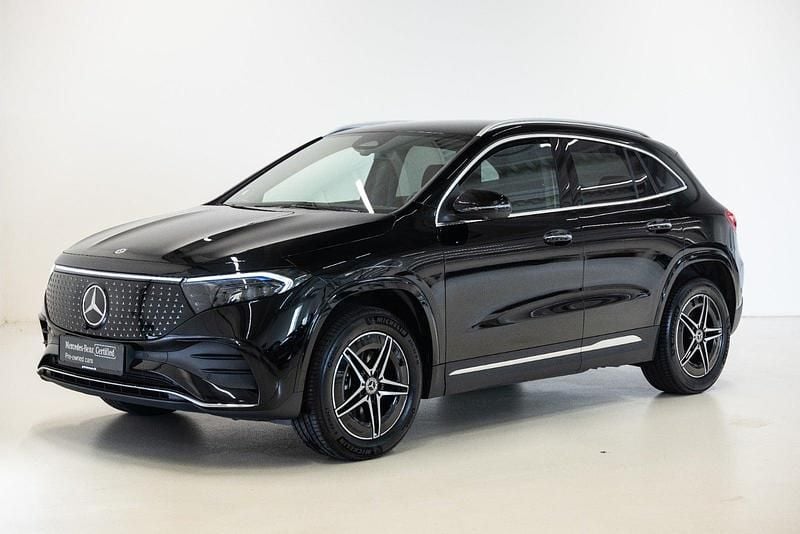 Farve: sort Brugt 2025 Mercedes EQA250+ Premium SUV | 389.900 kr. (Dyr) - Billede 1/4