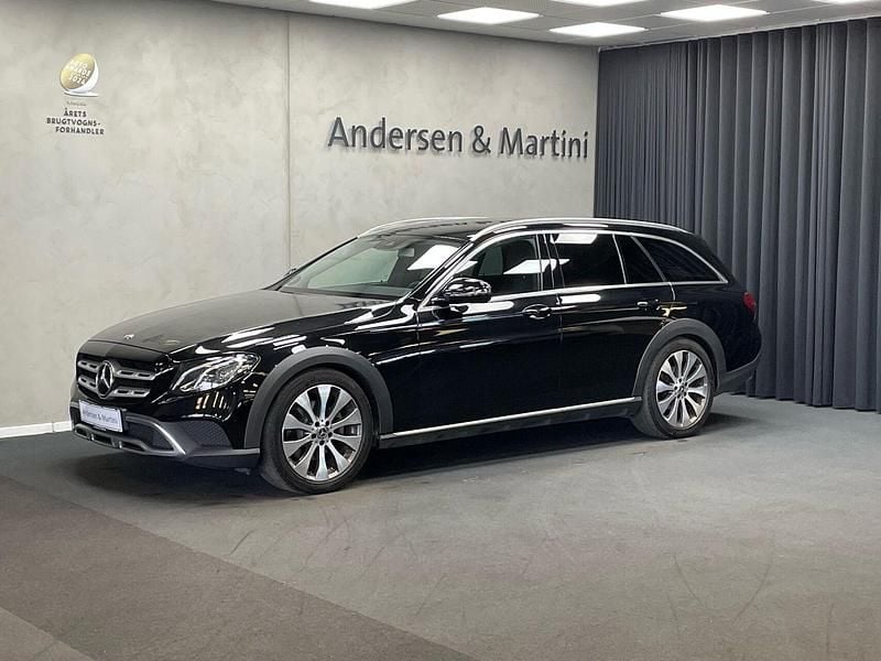 Sort Brugt 2017 Mercedes E220 Avantgarde Sedan | 249.800 kr. (Fair pris) - Billede 1/4