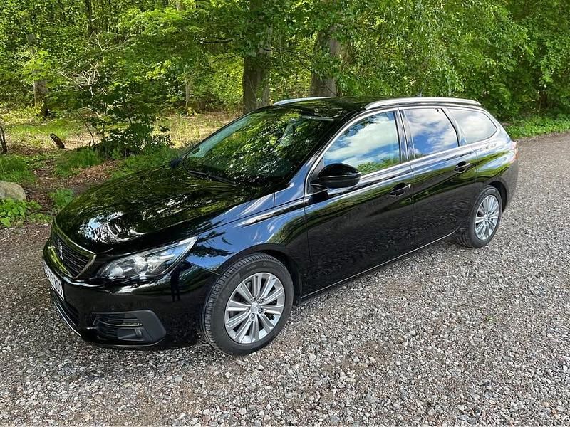 Sort Brugt 2019 Peugeot 308 Allure+ Stationcar | 99.999 kr. (Fair pris) - Billede 1/4