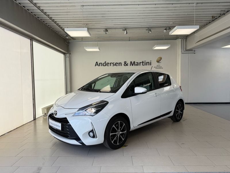 Hvid Brugt 2019 Toyota Yaris T3 Hatchback | 108.900 kr. (God pris) - Billede 1/4