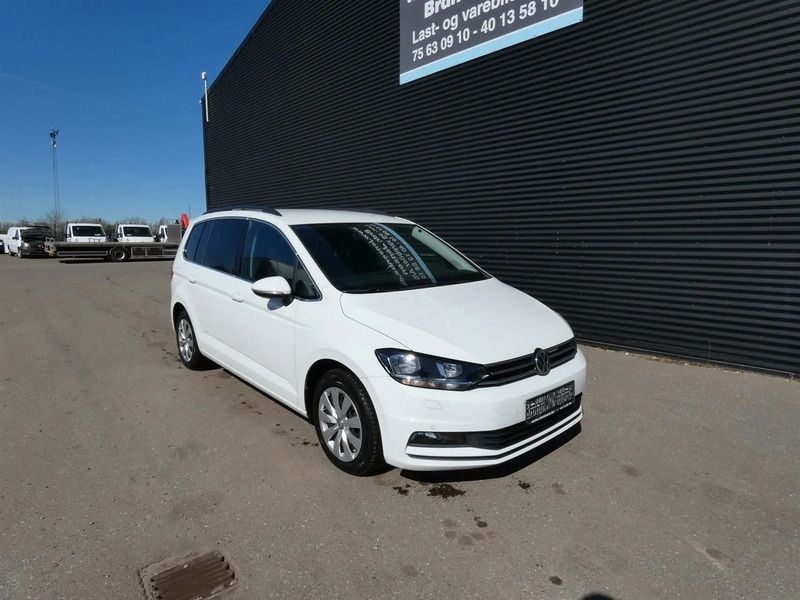 Hvid Brugt 2020 VW Touran Comfortline MPV | 155.000 kr. - Billede 1/4