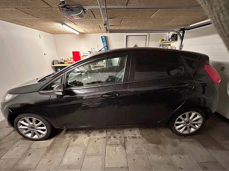 Brugt 2010 Ford Fiesta Hatchback | 26.500 kr. (God pris) - Billede 1/4