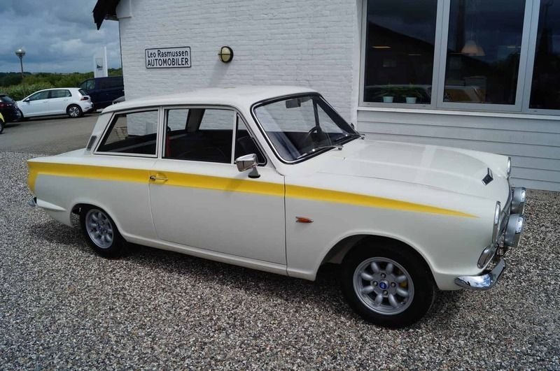 Hvid Brugt 1965 Ford Cortina | 189.900 kr. - Billede 1/4