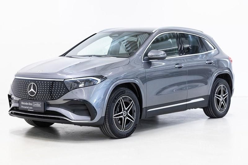 Farve: gråmetal Brugt 2025 Mercedes EQA250+ AMG SUV | 334.900 kr. (Fair pris) - Billede 1/4