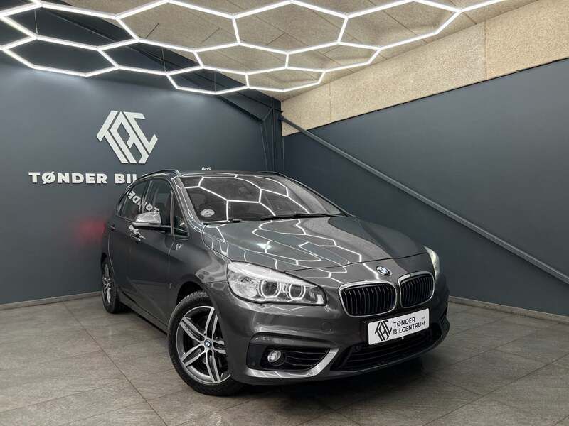 Koksmetal Brugt 2017 BMW 225 Active Tourer iPerformance MPV | 149.500 kr. (Fair pris) - Billede 1/4