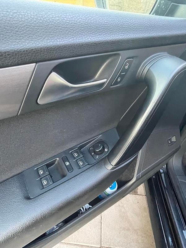 Sort Brugt 2012 VW Passat Comfortline Sedan | 78.400 kr. (Fair pris) - Billede 1/8