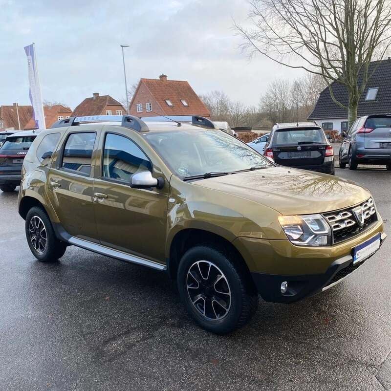 Guldmetal Brugt 2016 Dacia Duster Lauréate SUV | 99.900 kr. (Fair pris) - Billede 1/4