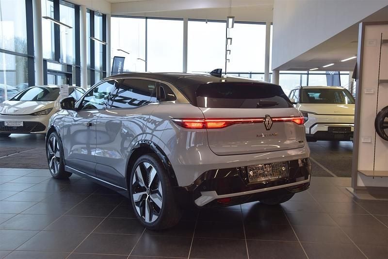 Brugt Renault Mégane IV Techno 161 kW (220 HK) 2023 Grå rafale m. sort tag Hatchback