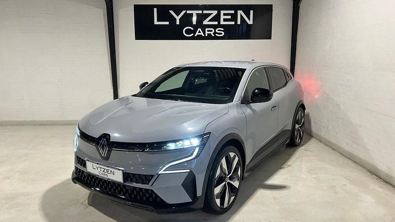 Brugt 2022 Renault Megane E-Tech Iconic Hatchback | 184.800 kr. (God pris) - Billede 1/4