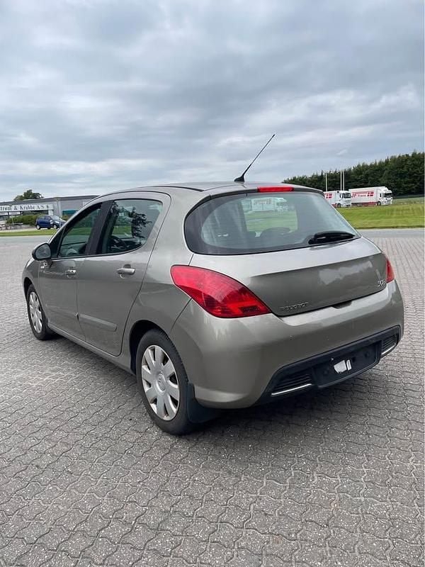 Brugt Peugeot 308 90 HK (66 kW) 2010 Sedan