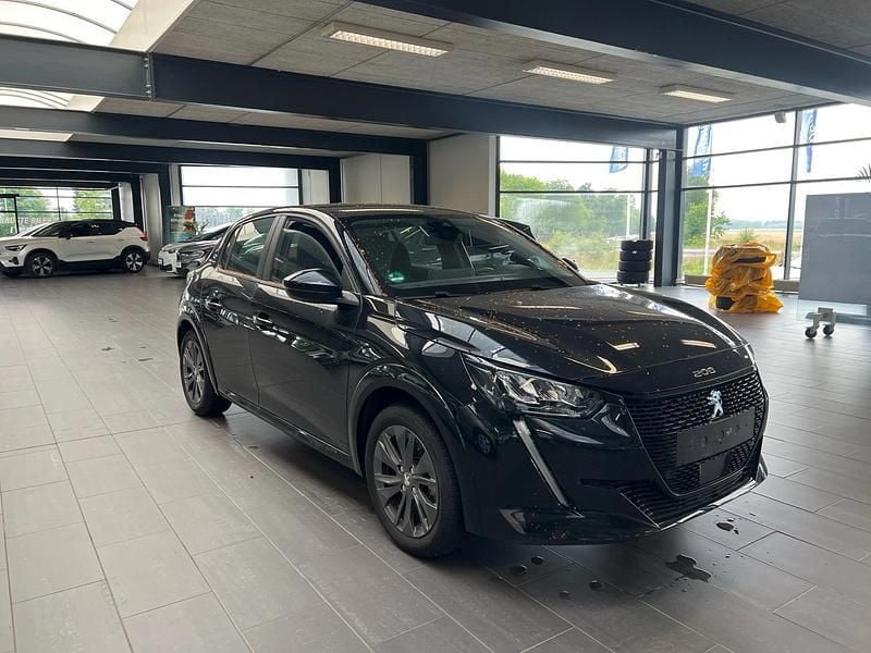 Sort metal Brugt 2021 Peugeot e-208 Active Hatchback | 129.500 kr. (Fair pris) - Billede 1/3