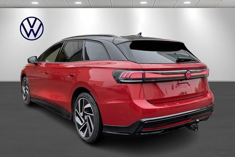 Brugt VW ID.7 Style 210 kW (286 HK) 2025 Rødmetal Stationcar