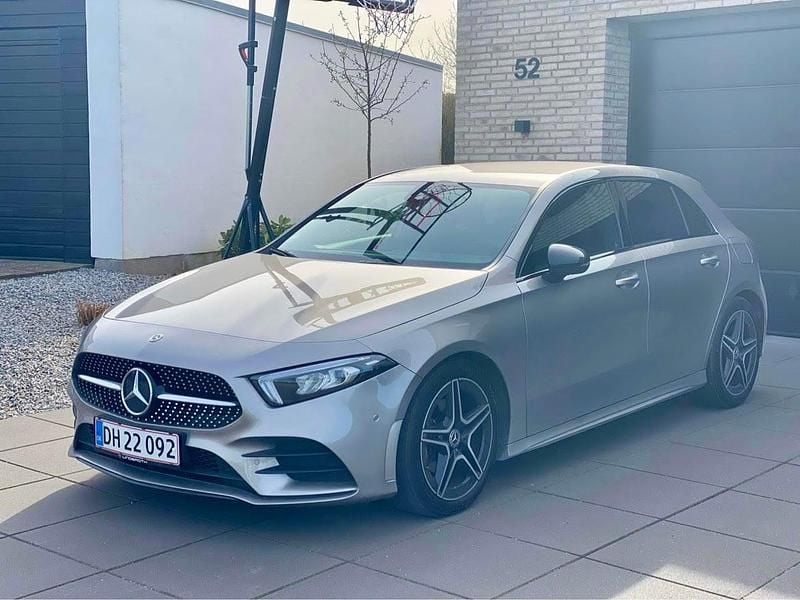 Koksmetal Brugt 2020 Mercedes A200 AMG line Sedan | 247.500 kr. (God pris) - Billede 1/4