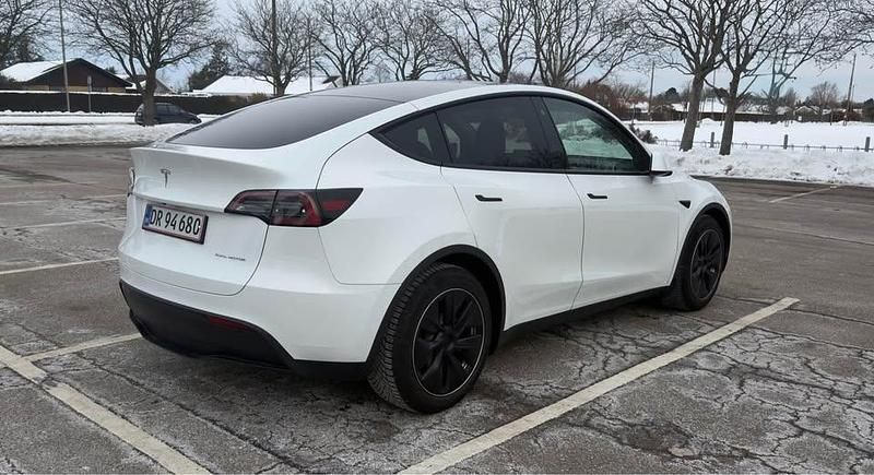 Brugt Tesla Model Y 378 kW (514 HK) 2023 Hvid SUV