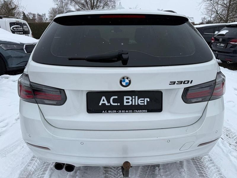Brugt BMW 330 252 HK (185 kW) 2017 Hvid Stationcar