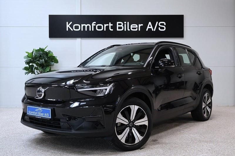 Sort Brugt 2023 Volvo XC40 Core SUV | 249.900 kr. (Fair pris) - Billede 1/4